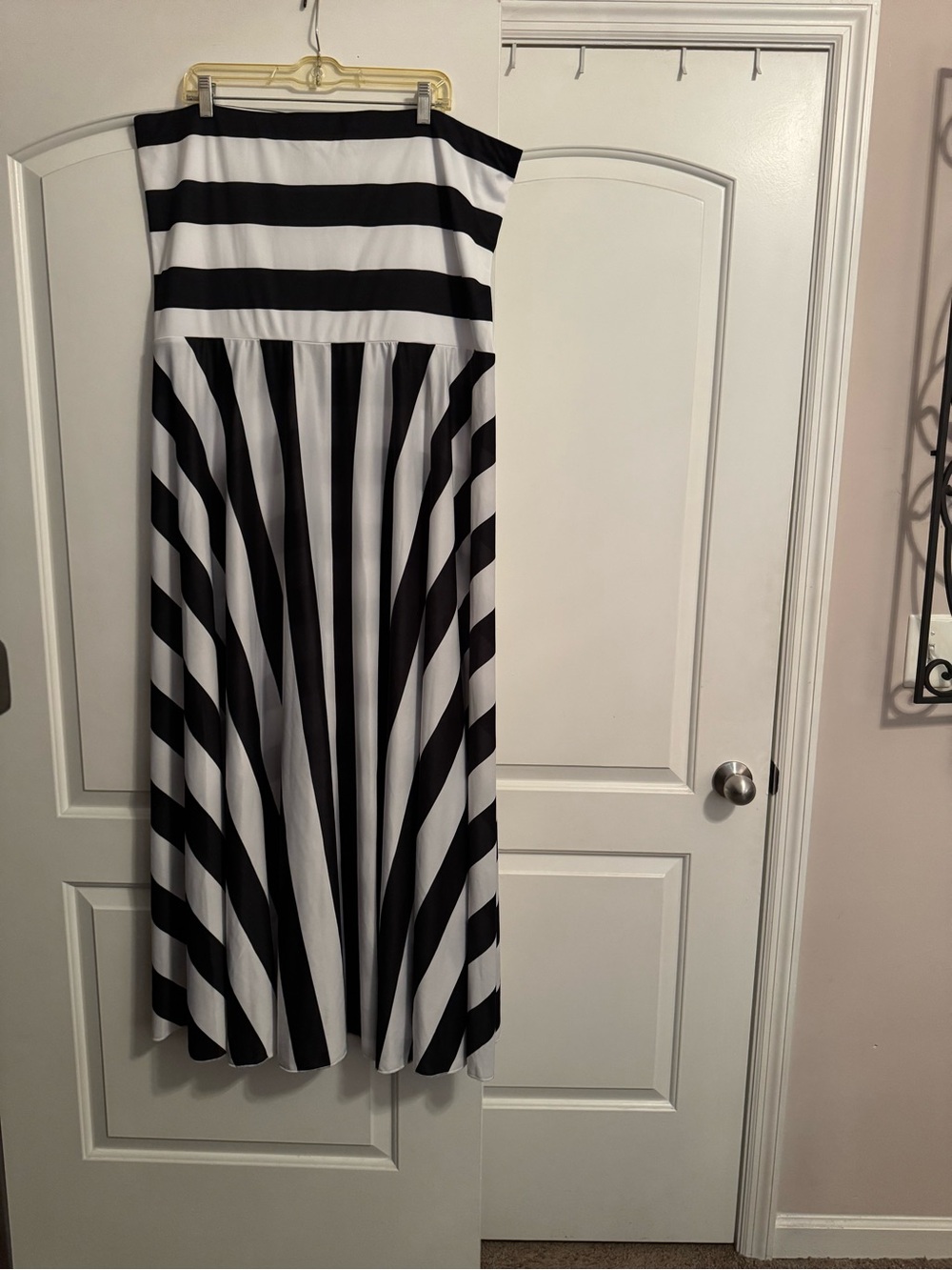 VENUS Elegant Black/White Striped Sleeveless Cover-up Maxi Dress Plus Size 3X